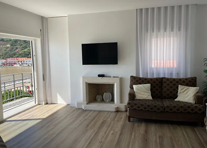Em Frente A Apartamento